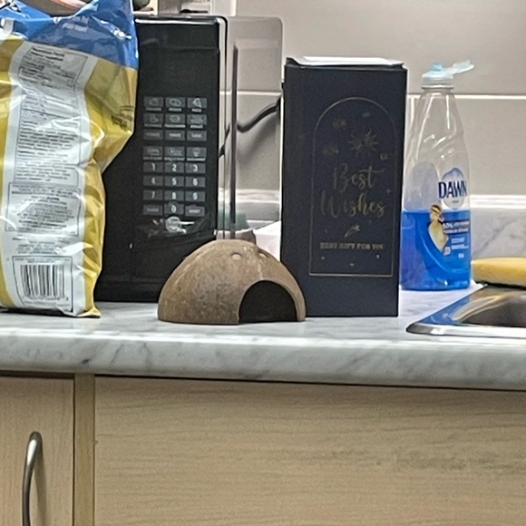 Half coconut reptile hide - Picture 2 of 2